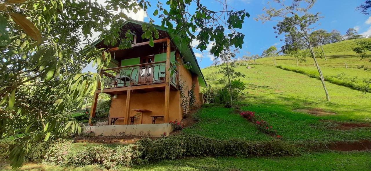 Pau a Pique Chalé Bocaina de Minas Extérieur photo